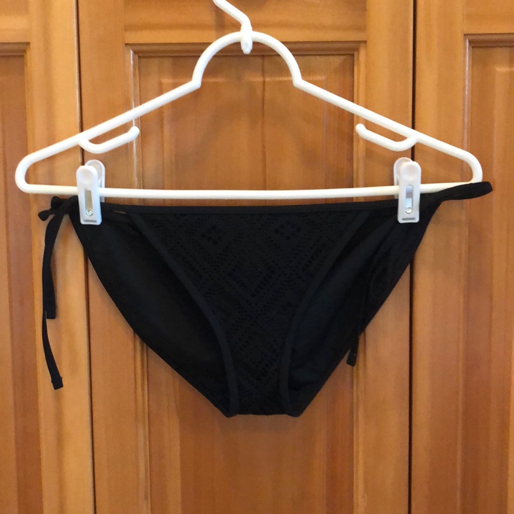 Black bikini bottom
